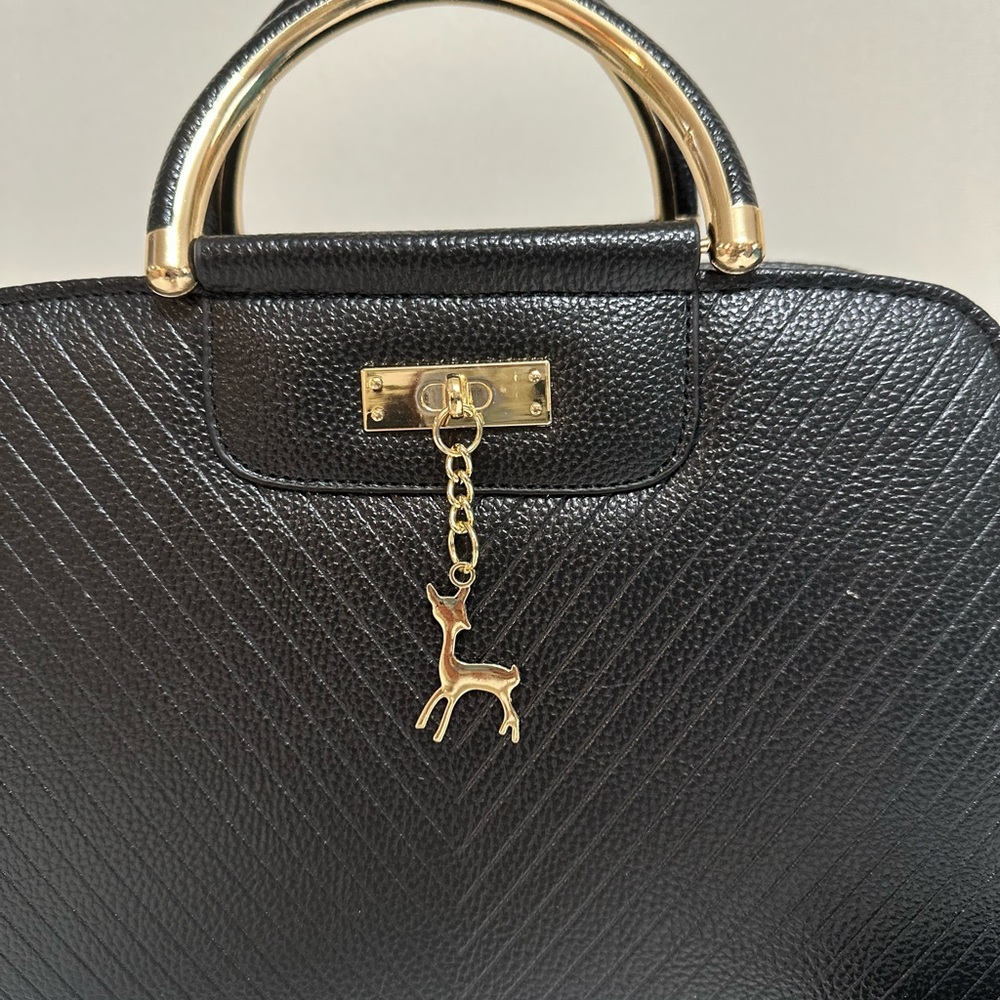 2023 Black Elegant PU Leather Sling Bag With Deer Charm - Picture 3 of 5
